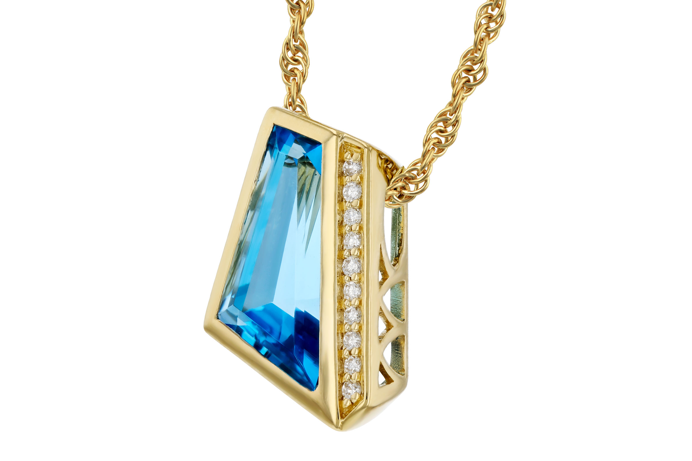 A275-65778: NECKLACE 2.42 SWISS BLUE TOPAZ 2.46 TGW
