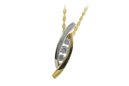 D187-53959: NECKLACE .13 BR .26 TW