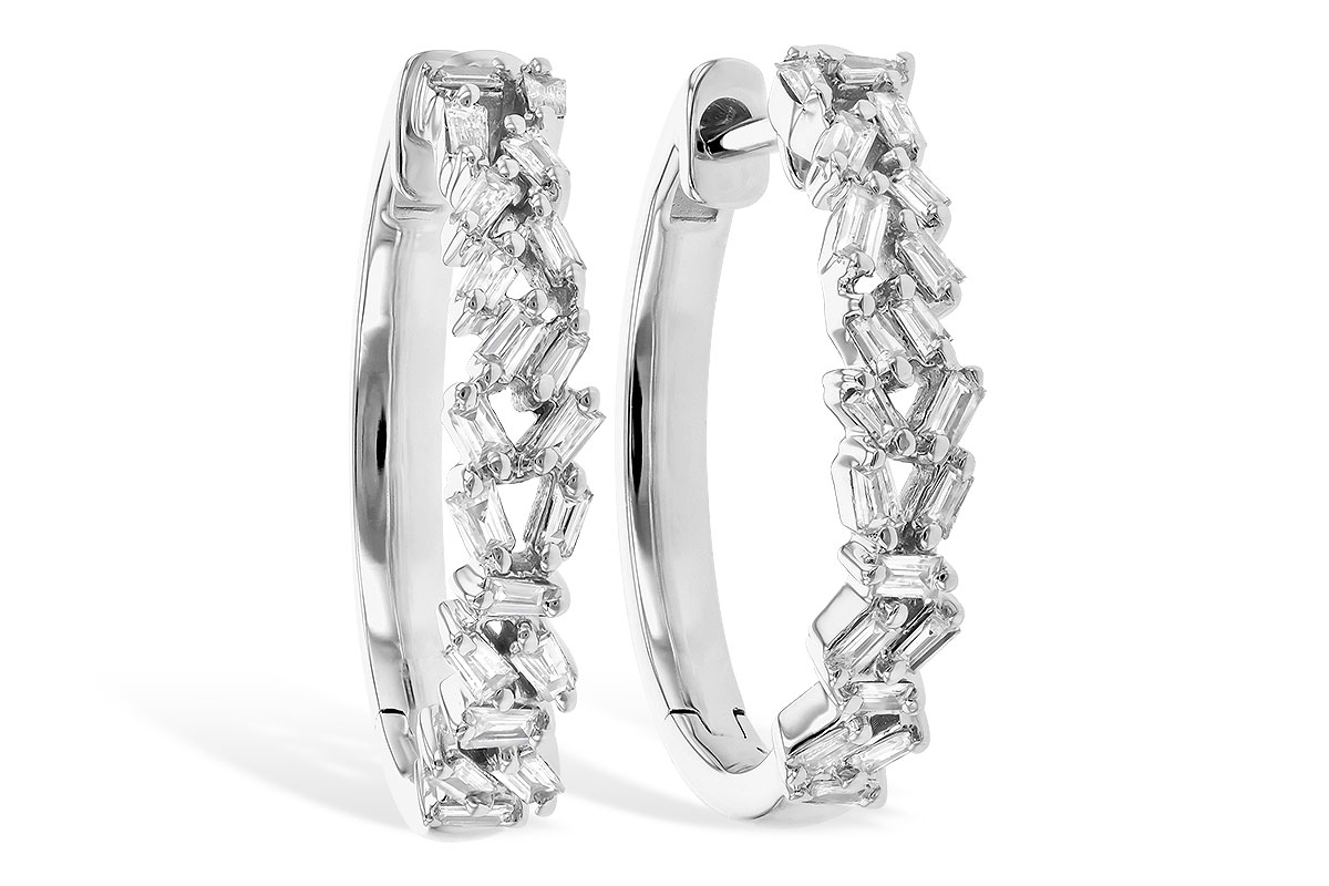 L272-93977: EARR .26 TW BAGUETTES